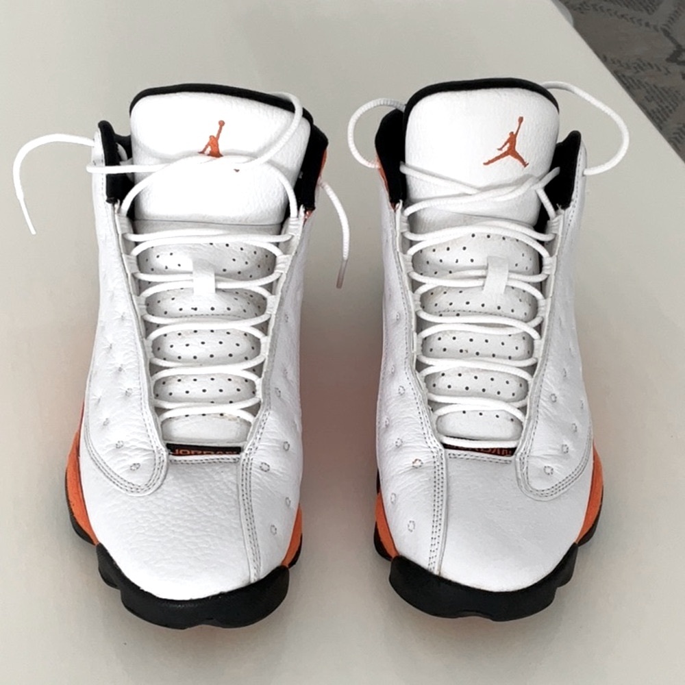 Jordan Athletic Shoes White and Orange. Good condition. 
Offers acceptable.